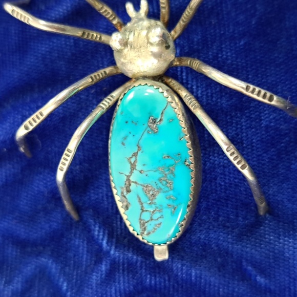 Vintage Native American Turquoise & Sterling Silver Spider Pin Brooch - Picture 3 of 12